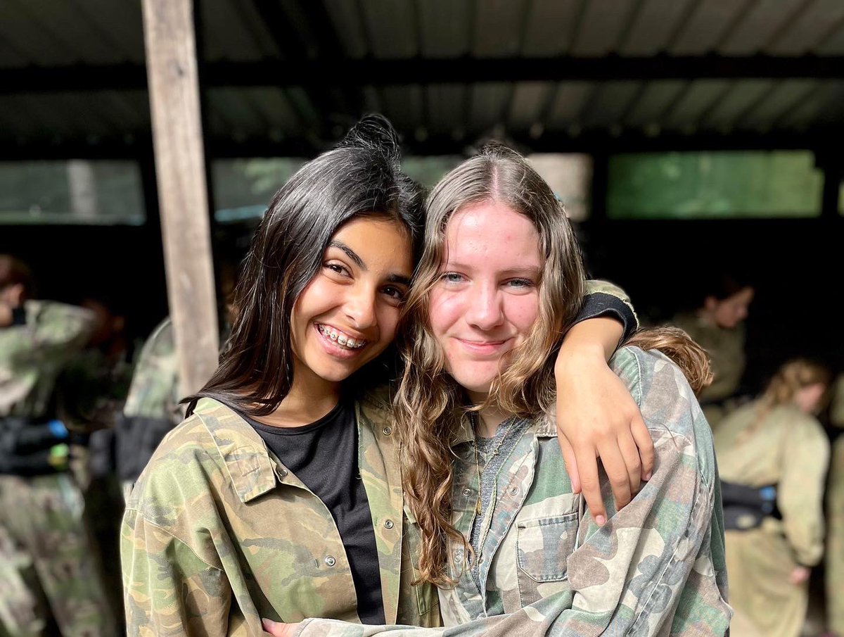 PPC_StMarys's tweet photo. Wow - what a fun-filled first three weeks we have had in St Mary’s. From paintballing and quiz nights to smoothie making and pampering evenings. There truly is something for everyone. Roll on karaoke this Saturday girls! #PPCboarding https://t.co/P2mCavRGlm