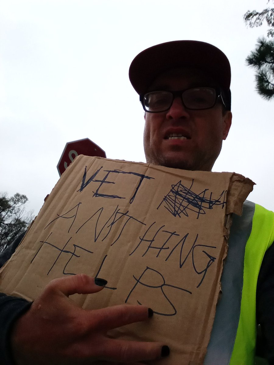 Wulfe Richards’s pics and videos