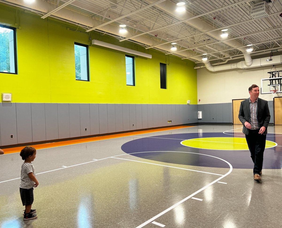 Nicholas & Associates tweet media