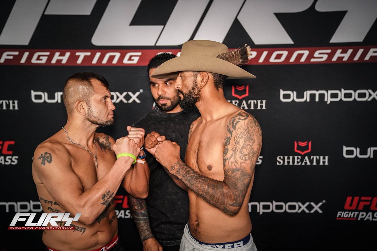 FactoryXMTMMA's tweet photo. @FuryFightingTX O F F I C I A L for @CoderoJones28 @Marquelmederos @82mmamartinez George Martinez, Oscar Herrera &amp; Aryion Young ‼️@UFCFightPass portion starts at 7pm MST TOMORROW!!! #FuryFC69 #FactoryX #Xonthechest 📍 Dallas, TX https://t.co/ofAOJatBfW