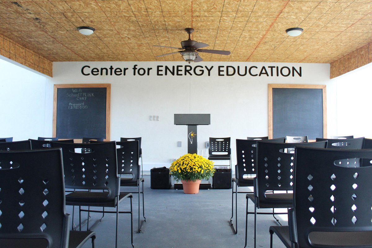center4ee_'s tweet photo. C4EE has teamed up with educational institutions, industry leaders, and associations to promote renewable energy initiatives. Through education, training, and research, we are helping develop a workforce for the future of renewable energy.
#c4ee #solarlight #solarevents #solar https://t.co/f7eZsGVJj1