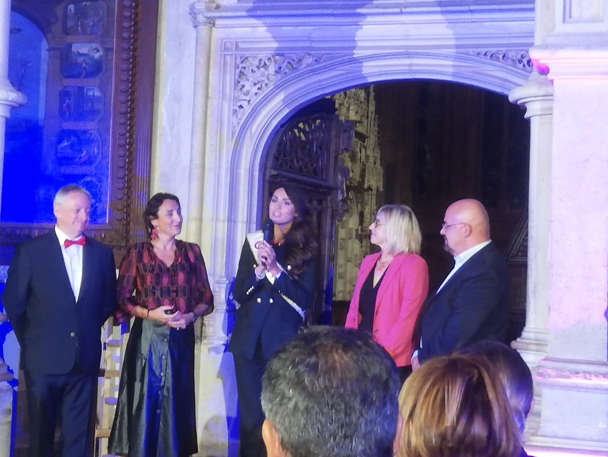 Nathalie Mariadassou (@nmariadassou) on Twitter photo Soirée de gala au Monastère Royal de Brou.#CentreCommercesBourg.<a href="/fcourtine/">Françoise COURTINE</a> <a href="/JFDebat/">Jean-François Debat</a> Soirée de gala au Monastère Royal de Brou.#CentreCommercesBourg.<a href="/fcourtine/">Françoise COURTINE</a> <a href="/JFDebat/">Jean-François Debat</a>