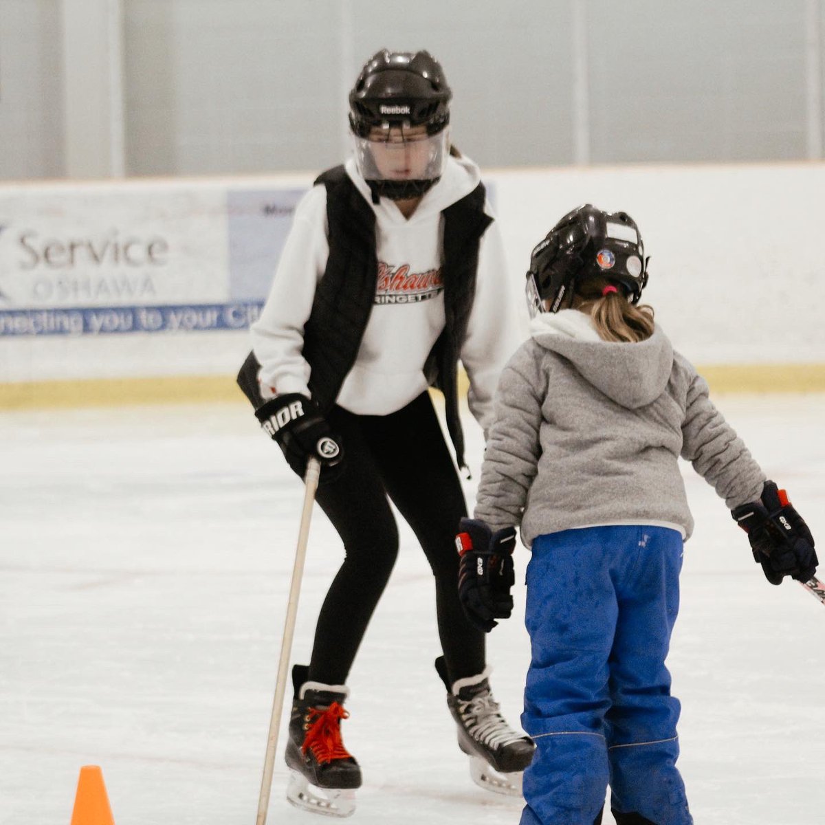 RingetteOntario's tweet photo. The future of ringette is ✨bright✨
@oshawastorm | #WeAreRingette | #RingetteON | #ComeTryRingette | #CTR2022 | #YouthSports | #OntarioSports https://t.co/laPCeFPX3e