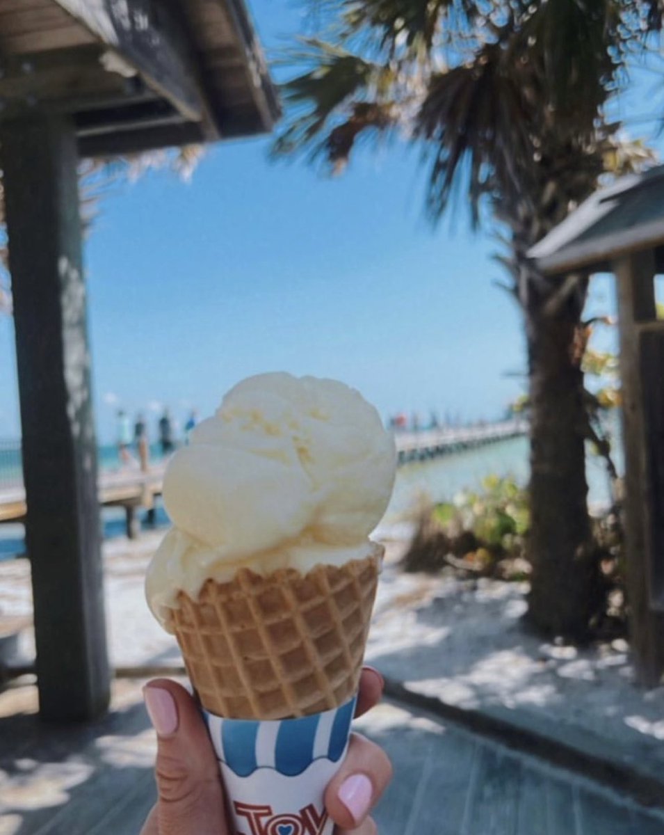 VisitBradenton's tweet photo. National #IceCreamConeDay calls for a scoop of your favorite ice cream from @twoscoopsami and a relaxing stroll on the Anna Maria Island City Pier. ๐
The only question is, are you ordering a waffle cone or a cake cone? ๐ฆ
#IslandVibes #LoveAMI #BradentonArea #IceCreamStop https://t.co/aZNQfyaEIN