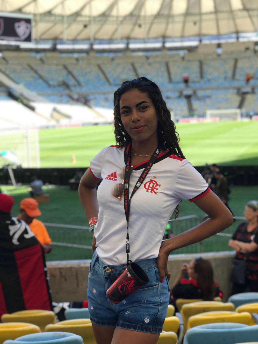 Maydettmannn's tweet photo. Radiante ♥️🖤⚽ https://t.co/OAVAvwTwTW