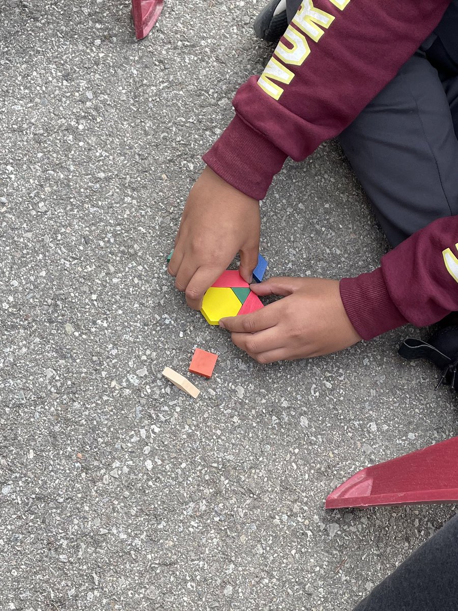 sajefferson1's tweet photo. Taking math outside between random rain โ๏ธ showers today! We were trying another #OpenProblem today created by @marian_small Amazing to see the teamwork and communication skills in action @DesmondHDSB ๐ซถ https://t.co/ya1ZIbU8s3