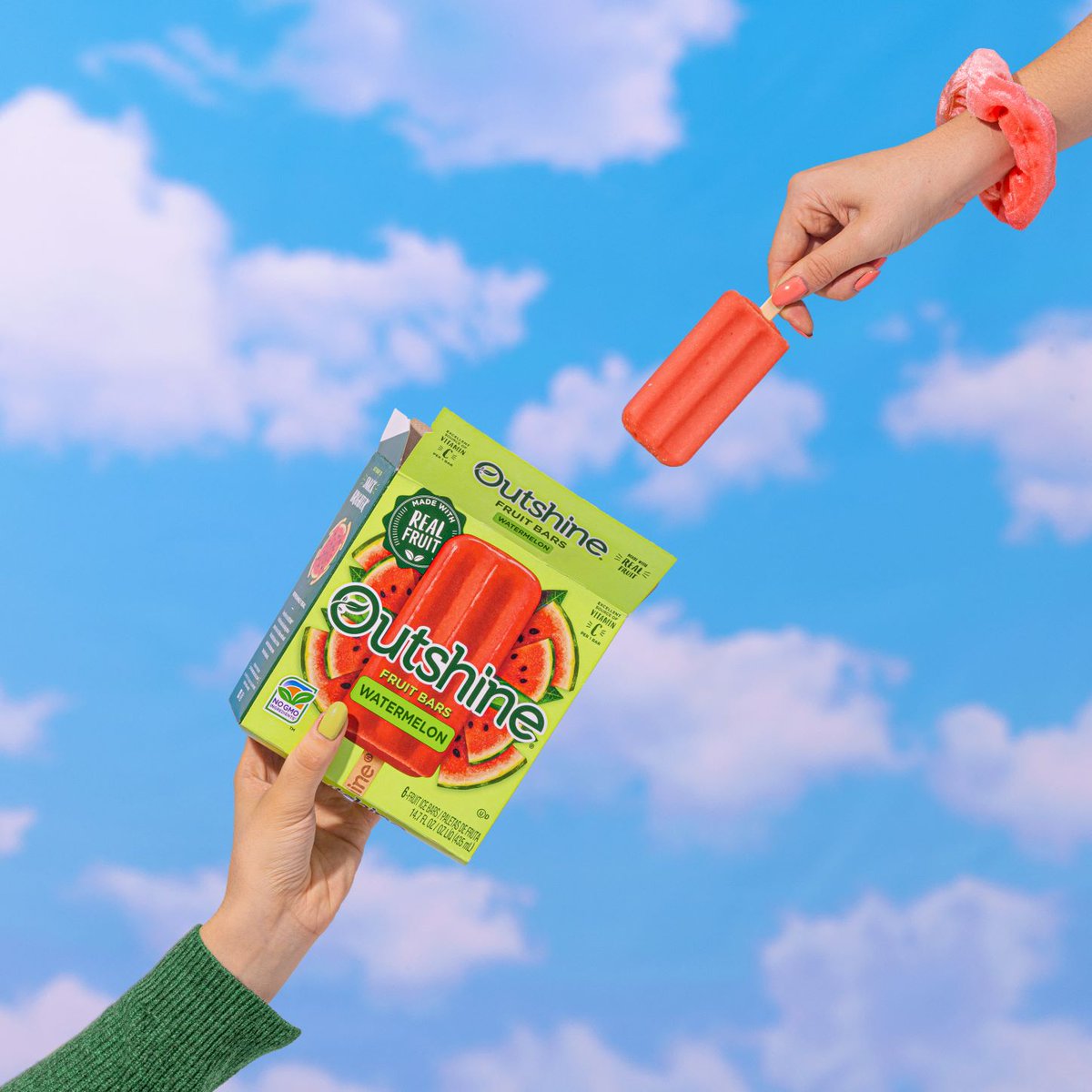 Sharing is caring, especially when it comes to Outshine Fruit Bars 🍉 Enjoy the last day of summer!