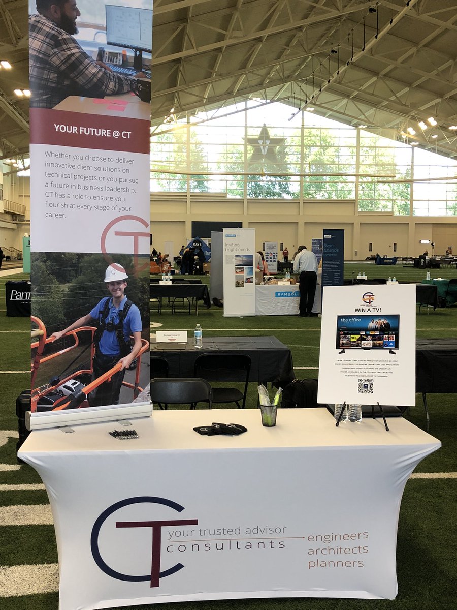 coachhop2's tweet photo. Here in Nashville attending the Vanderbilt Engineering Career Fair!  Stop by and introduce yourself #Vanderbilt #Engineering https://t.co/7ABwfyWoDM