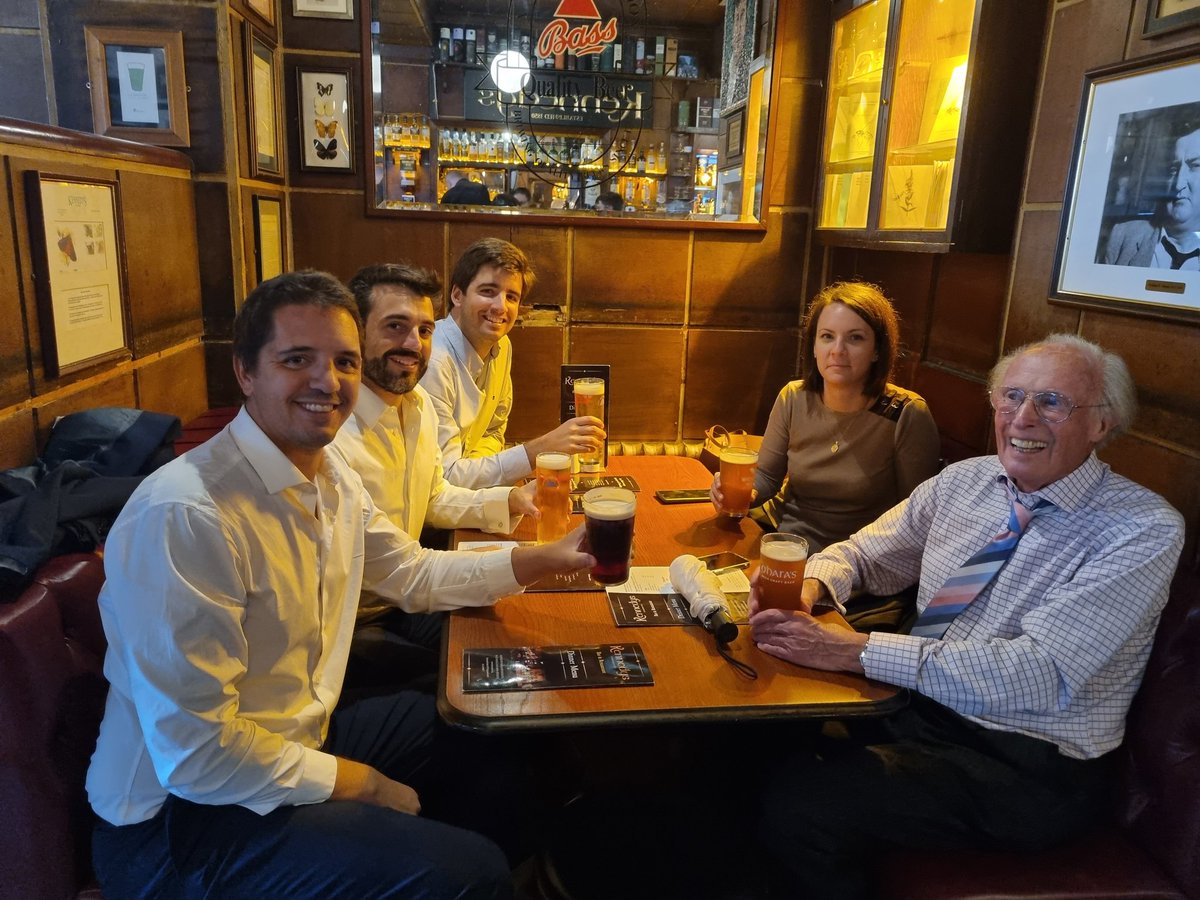 nlavellaneda's tweet photo. The inventor of TME #billheald inviting a beer ✅✅ #ESCP2022 @escp_tweets @MiguelCunhaSurg @GianlucaPellino @ZGaroufalia @SWexner #SoMe4Surgery @PeterCh12345 @Ginibala @SezaiLeventoglu @cihangirakyol https://t.co/fWoNZPpQKs