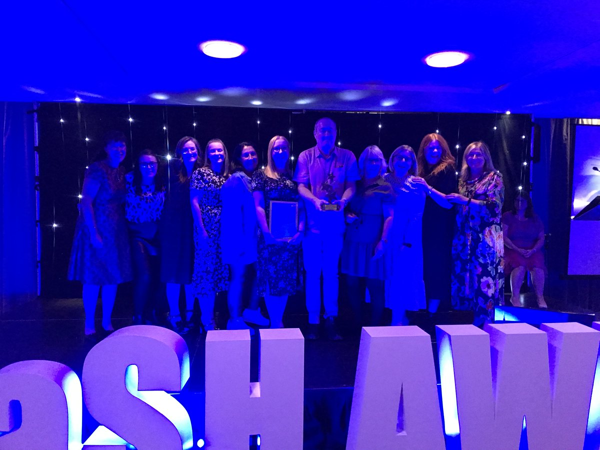 rdash_nhs's tweet photo. And our final award of the night is our Chairman’s Award…..and this year our 2022 award goes to our Home Based Treatment Team in North Lincolnshire - well done ! #rdashway https://t.co/Ou5I4zBEmM