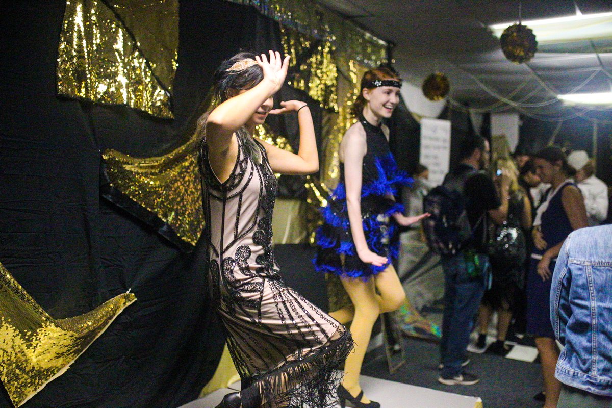 ✨ It's Homecoming at PMHS! ✨

Because of Perry Meridian's 50th Anniversary, each class decorated their halls with a golden theme!

Winners for the hallway decorating contest will be announced at the Homecoming pep session on Friday. Go Falcons!
