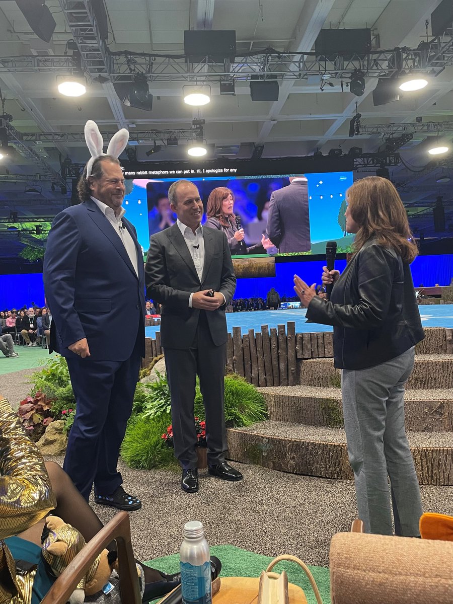 I was thrilled to join Mark Benioff and Bret Taylor at Dreamforce to discuss how <a href="/Ford/">Ford Motor Company</a> is working with <a href="/salesforce/">Salesforce</a> to make our customer experience magical #DF22