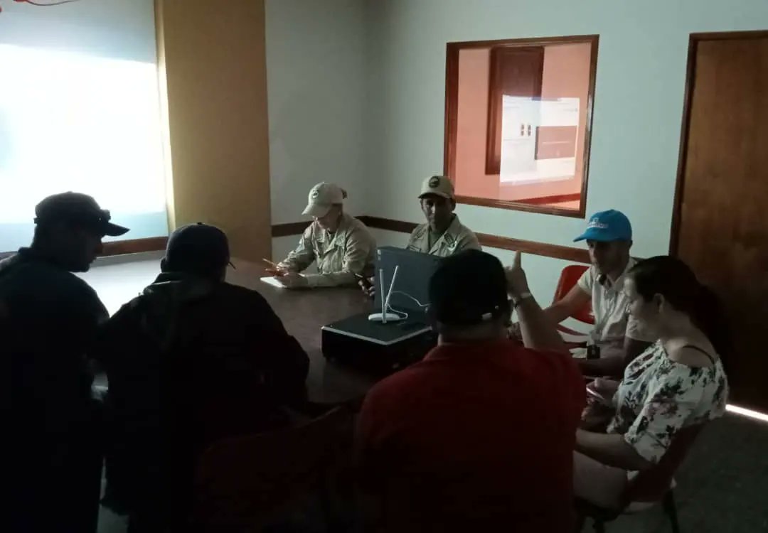 DPDARAGUA1's tweet photo. #22Sep| #DPDOficial
En el marco de la Gran Misión Cuadrantes de Paz en conjunto con el Frente Preventivo del mcpio Ribas participamos en el vídeo foro sobre "Delitos Informáticos"
Actividad conjunta con la División de Delitos Informáticos del (CICPC)
#CuidateYRefuerzaTuVacuna https://t.co/MNbWt63Qp3