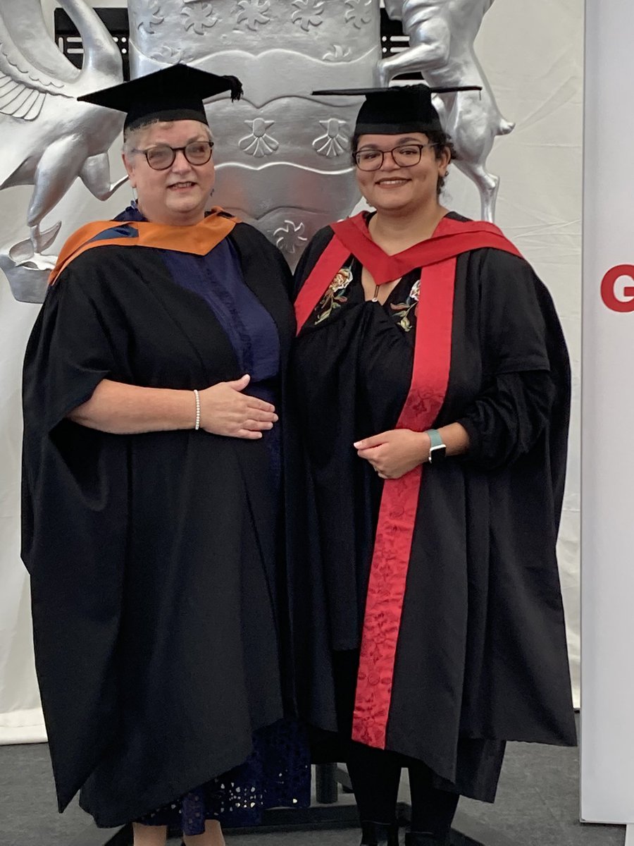 Jo_Higson's tweet photo. So this happened today…
@n_higsonsweeney 
@PlymUni
 #CreativeWriting
#MastersGraduation
#MotherDaughterMasters https://t.co/9zxYwtByOR