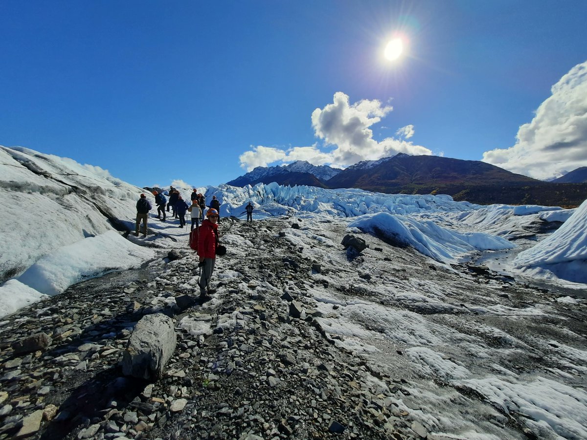 RaulARovira's tweet photo. #Glacier Tour!
#Travel #Alaska #Matanuska https://t.co/CYdSNyjVby