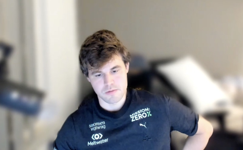 chess24.de tweet media