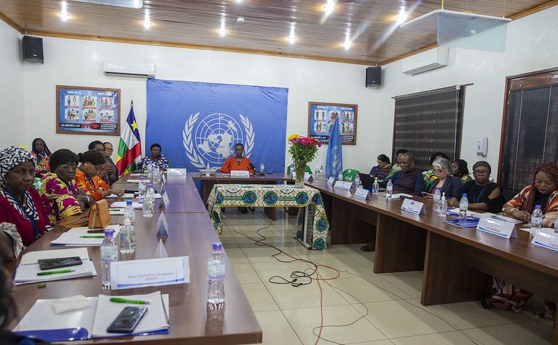 #photooftheday | SRSG <a href="/VRugwabiza/">Valentine Rugwabiza</a> during interactive discussions w/ women leaders in 🇨🇫. The aim was to gather their concerns &amp; expectations regarding the implementation of MINUSCA's mandate, in particular the support to political &amp; peace process, PoC, electoral process and #RESA