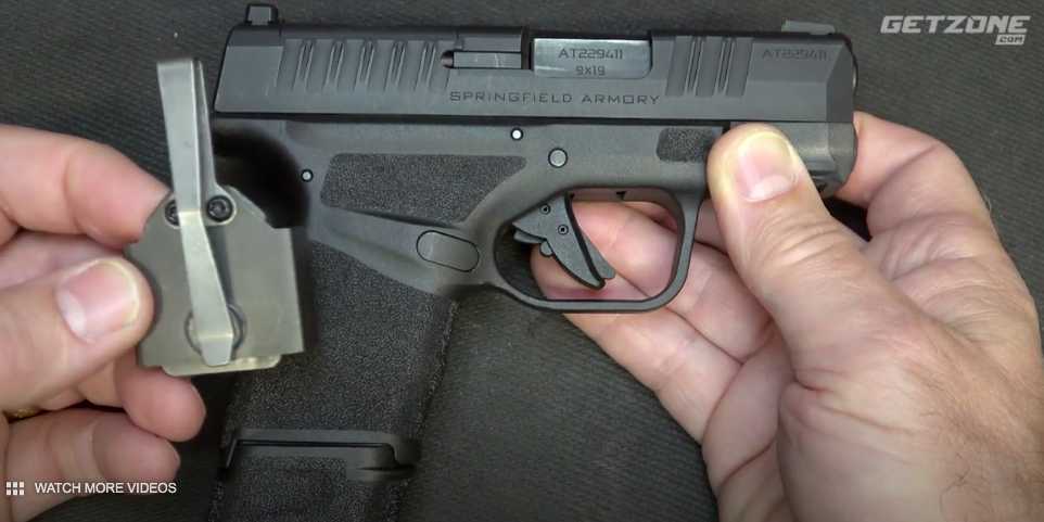 GunUp's tweet photo. The new Springfield Armory Hellcat 15 Rd Magazine gets you to the same magazine capacity as the full-sized striker-fired pistols.
Watch Video: https://t.co/Ik0nnmroUG
#sootch00 #springfieldarmory #defendyourlegacy https://t.co/Gd9NDYt5Ri