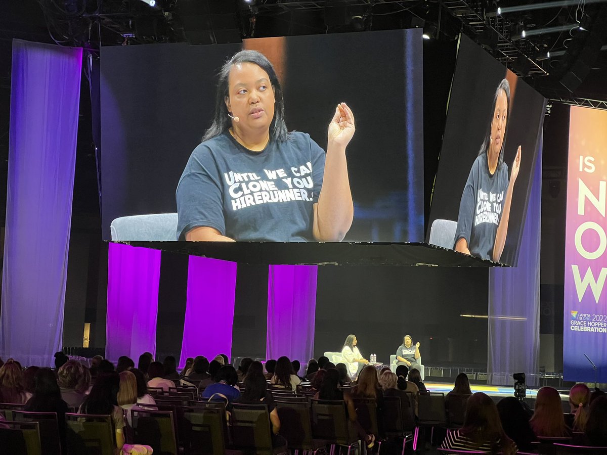 What a thrill to see @ArlanWasHere in person. Delighted to celebrate her @FastCompany cover (peers are @beyonce @Oprah and @serenawilliams ). I have the issue! And her book! #ghc22