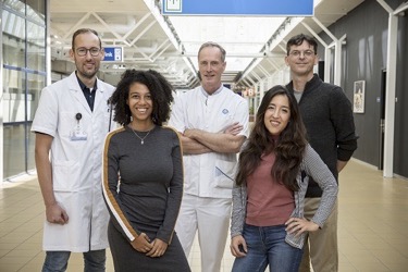 Neonatal Neurology: Dr. Dudink (@neonatal_brain) on Twitter photo We are in the final round of the University Hospital Ureka Challenge. Our project: real-time preterm infant behavior analysis using bedside video analysis. Great job "I-see-U" team!
@Overschuren <a href="/kind_slaap/">Kind en Slaap</a> <a href="/UMCU_Child/">UMC Utrecht Child Health</a> @U_Hersencentrum @UMCUBrainCenter <a href="/DynamicsOf/">Dynamics of Youth</a> We are in the final round of the University Hospital Ureka Challenge. Our project: real-time preterm infant behavior analysis using bedside video analysis. Great job "I-see-U" team!
@Overschuren <a href="/kind_slaap/">Kind en Slaap</a> <a href="/UMCU_Child/">UMC Utrecht Child Health</a> @U_Hersencentrum @UMCUBrainCenter <a href="/DynamicsOf/">Dynamics of Youth</a>