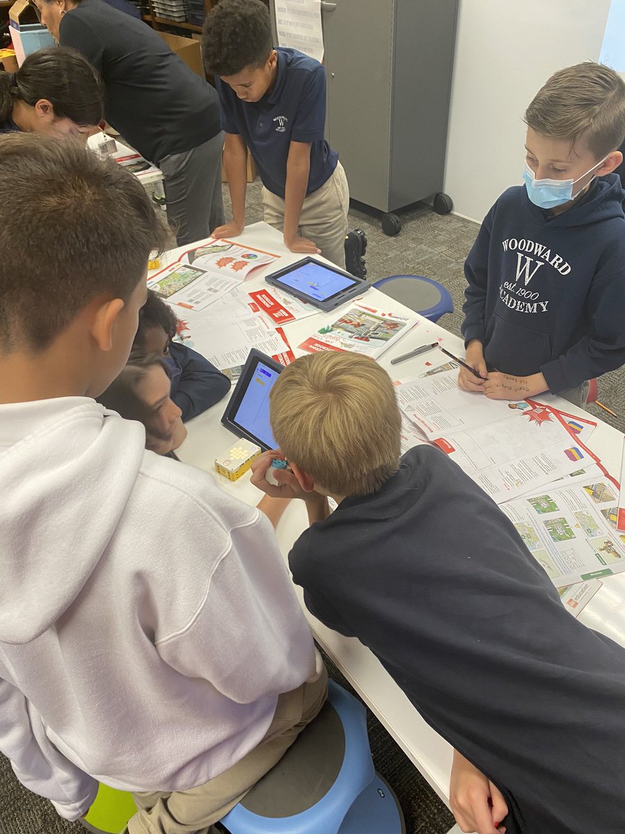 We’re off to a great start for the #Superpowered <a href="/firstlegoleague/">FIRST LEGO League</a> challenge! It’s going to be a winning season for <a href="/WoodwardAcademy/">Woodward Academy</a> Lower School! #WoodwardWay <a href="/TeacherTammyF/">teachertammy</a> <a href="/MzjcCollins/">Jennifer Collins</a>