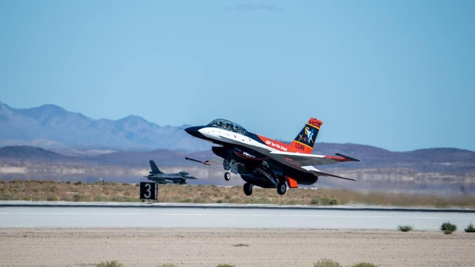 JGrunsell's tweet photo. Can’t wait to see the X-62 VISTA (Variable In-Flight Simulator Test Aircraft) at Edwards next month. Get my own images :) #F16 #testaircraft @Baqir_KPAE @Fiona75975939 @aerohistorian @TheSnoopySnoop @majestic_air @thenewarea51 @cvvhrn https://t.co/xWHo9oOew9
