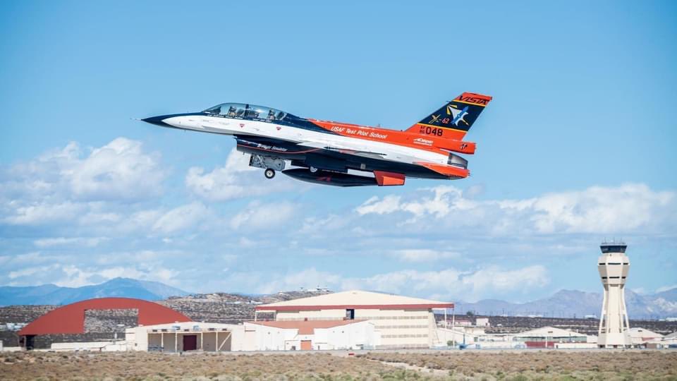JGrunsell's tweet photo. Can’t wait to see the X-62 VISTA (Variable In-Flight Simulator Test Aircraft) at Edwards next month. Get my own images :) #F16 #testaircraft @Baqir_KPAE @Fiona75975939 @aerohistorian @TheSnoopySnoop @majestic_air @thenewarea51 @cvvhrn https://t.co/xWHo9oOew9