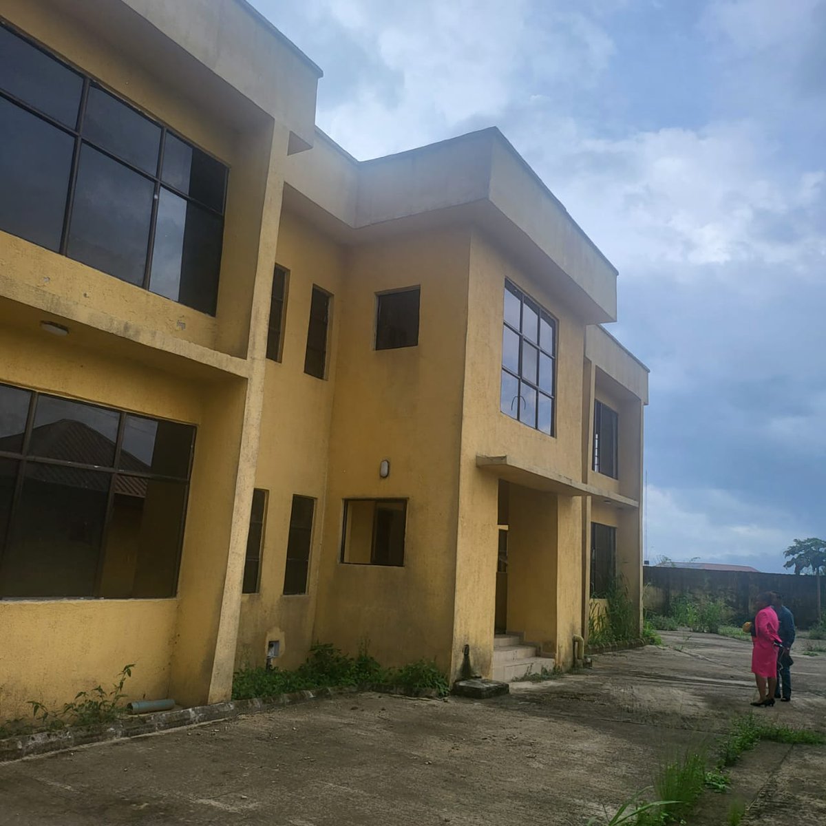 NgProductivity's tweet photo. To the Glory of God, the Director General, National Productivity Centre, Dr. Kashim AKOR officially opened the Office Accommodation donated by the Akwa Ibom State Government. What a magnificent edifice to behold. NPC! We move. #NPC #Productivity #ngproductivity #NPCmediateam https://t.co/tVqsg3Ywg5
