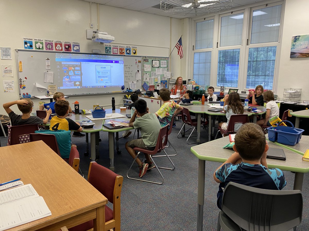 TollGateGrammar's tweet photo. Fifth Grade SEL afternoon - creating infographics, STEM activity w itibits & Character String Respect games #TGPROUD #funin5th https://t.co/FHN5sOI0mU