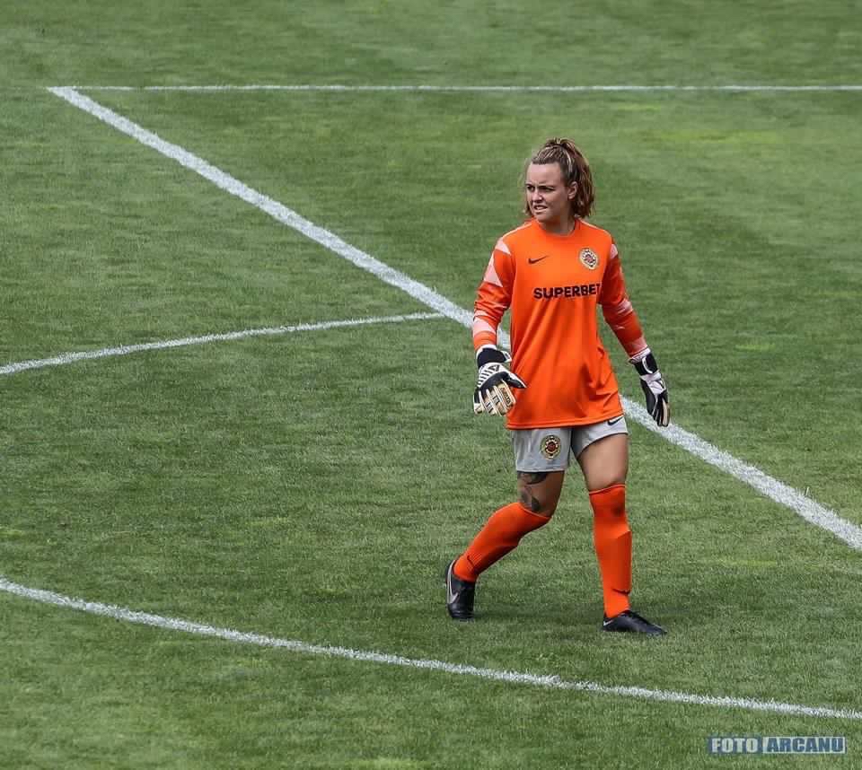 Former <a href="/BH2OWSoccer/">BC Women's Soccer</a> player Sydney Davis recently signed a professional contract to play for FC Carmen Bucuresti in Bucharest, Romania.
#BleedCrimson #GoForGold

🔗bit.ly/3UyNvMg