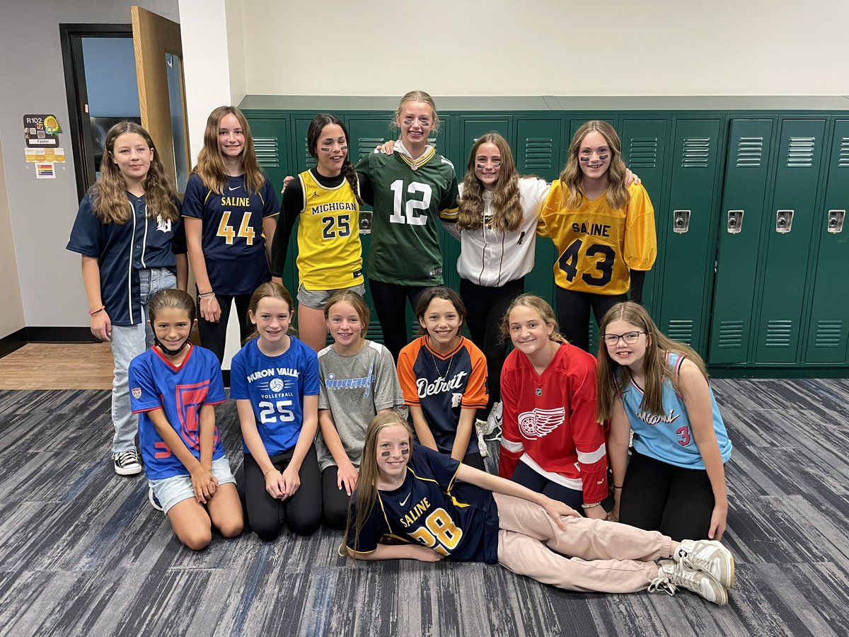 Spirit week is building steam with Jersday Thursday!  #spiritweek #sascompass