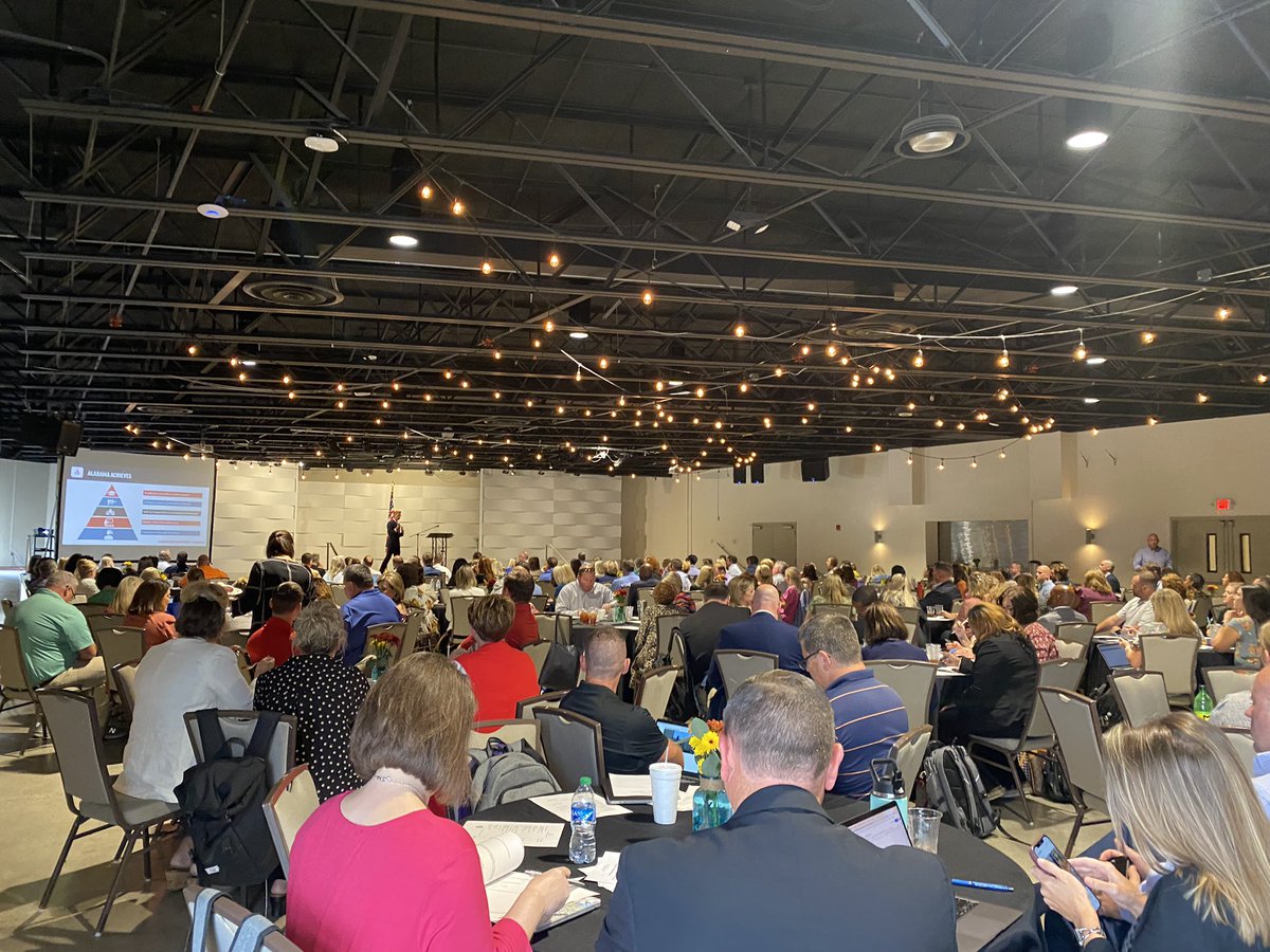 egmackey's tweet photo. Great being back in Alabama &amp; I appreciate the opportunity to speak at the @SchoolsFdtn Principally Speaking Network this afternoon.  Glad to see #ALBOE Member Dr Wayne Reynolds, @AlabamaAchieves team members, Stephanie Kelly from @SchoolsFdtn along w/ administrators &amp; educators https://t.co/QOXgWc4H4w
