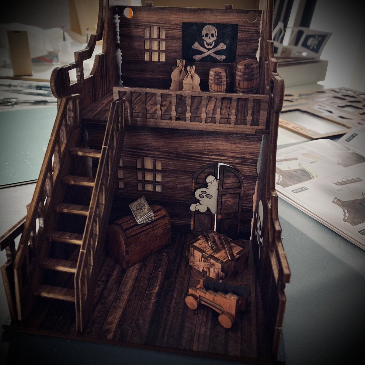New project: building a pirate-themed booknook with my son. So far two evenings of cutting, sanding, gluing, assembling, and a lot of fun. Did I mention that it’s going to have lights?
#craftingWithKids #wizardWithAGlueGun #booknook #pirateship #lasercutting