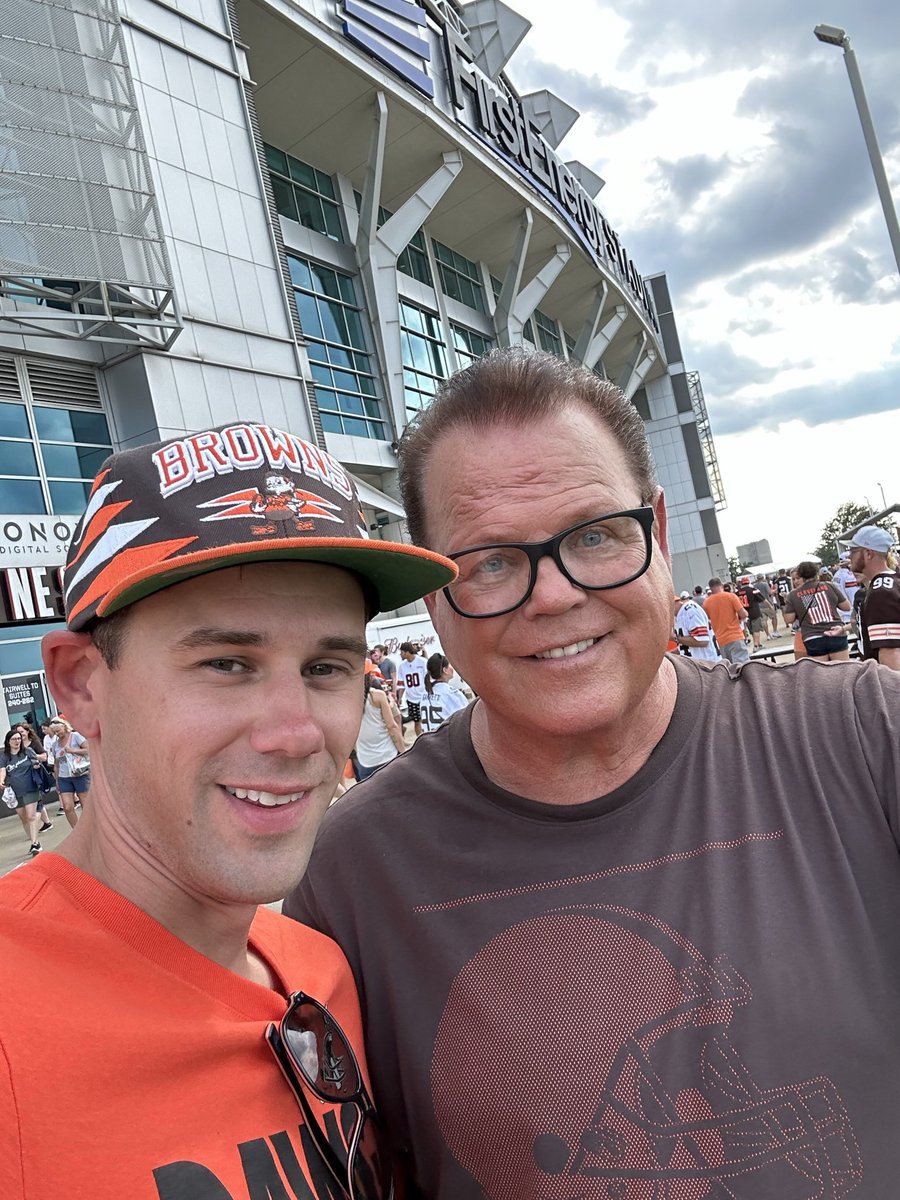 Mikeym86's tweet photo. @JerryLawler tonight’s the night for redemption at First Energy Stadium 🏟️!! #rudeawakening #WWF #Browns https://t.co/hnL6JR72ef