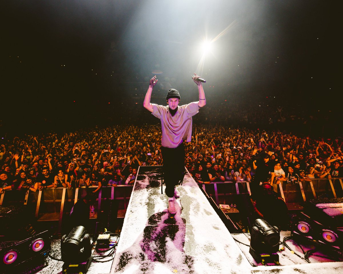 twentyonepilots's tweet photo. into the final two shows, we go ψ #THEICYTOUR https://t.co/XUKBl57IHf