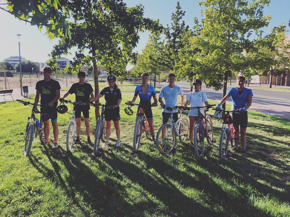 CtdrNatacion's tweet photo. Logroño-Embalse de Navarrete- Logroño. Una más de bici 💪🏻💪🏻💪🏻 #ctdr #frnatación #natación #valores https://t.co/8FsLIBLB6X