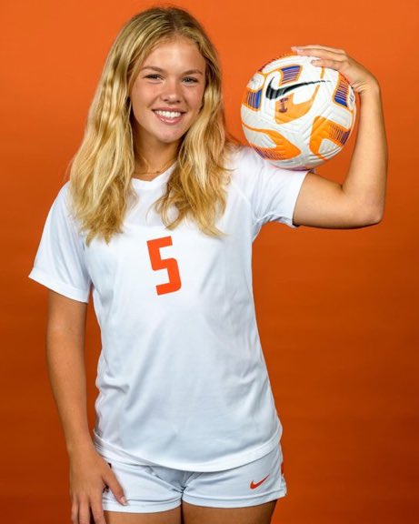 AJ Mayock has committed to Illinois.

Congrats <a href="/aj_mayock/">AJ Mayock</a>!!