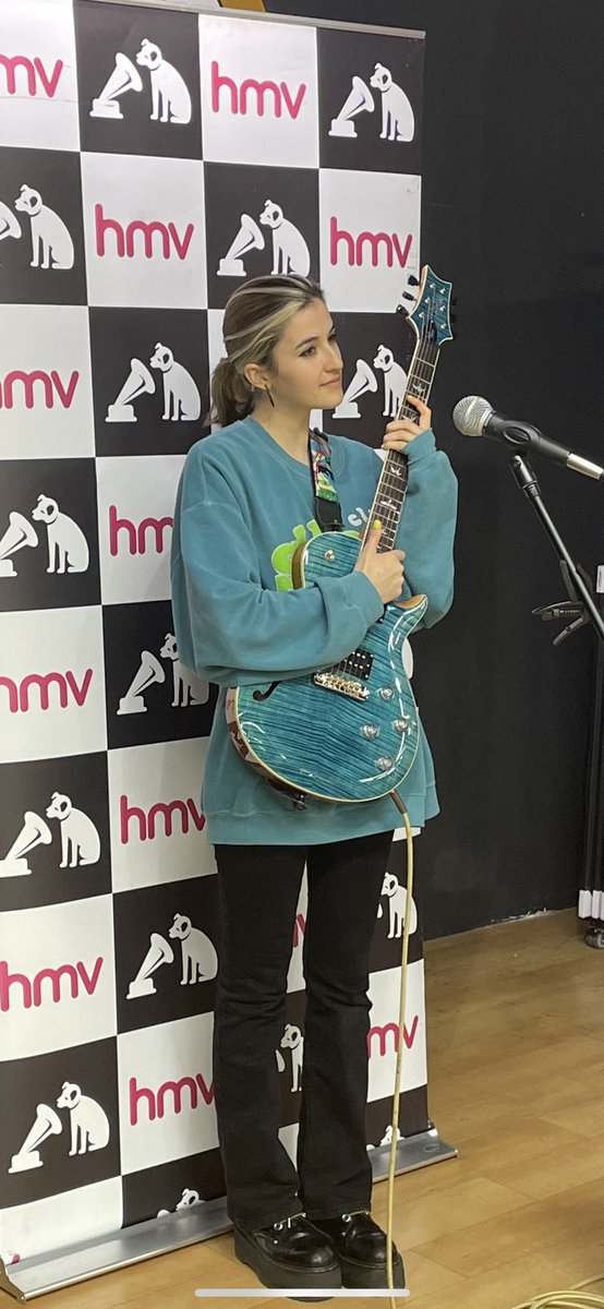 hmvNewcastle's tweet photo. @BBCIntroNE @nickyrob We could not be prouder to have one of our own @indiaarkin as the debut release on 1921 Records!
One of the nicest, most hardworking, incredible musicians you will ever hear & showing exactly what we are trying to do with #hmvLiveAndLocal π€π€
#BBCIntroNE https://t.co/KyPA2HLlWk