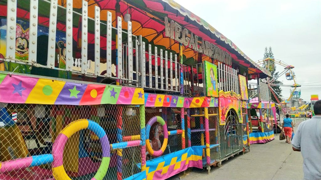 cbomberosbhyo's tweet photo. 📍#Babahoyo
📌👨🏿🚒🎠 Personal del #CBMB realizó inspecciones técnicas a los juegos mecánicos que están instalados en la ciudad, por celebración de las Fiestas Patronales de la Virgen de #LaMerced.
⬇️ https://t.co/wiQNV7ENYT