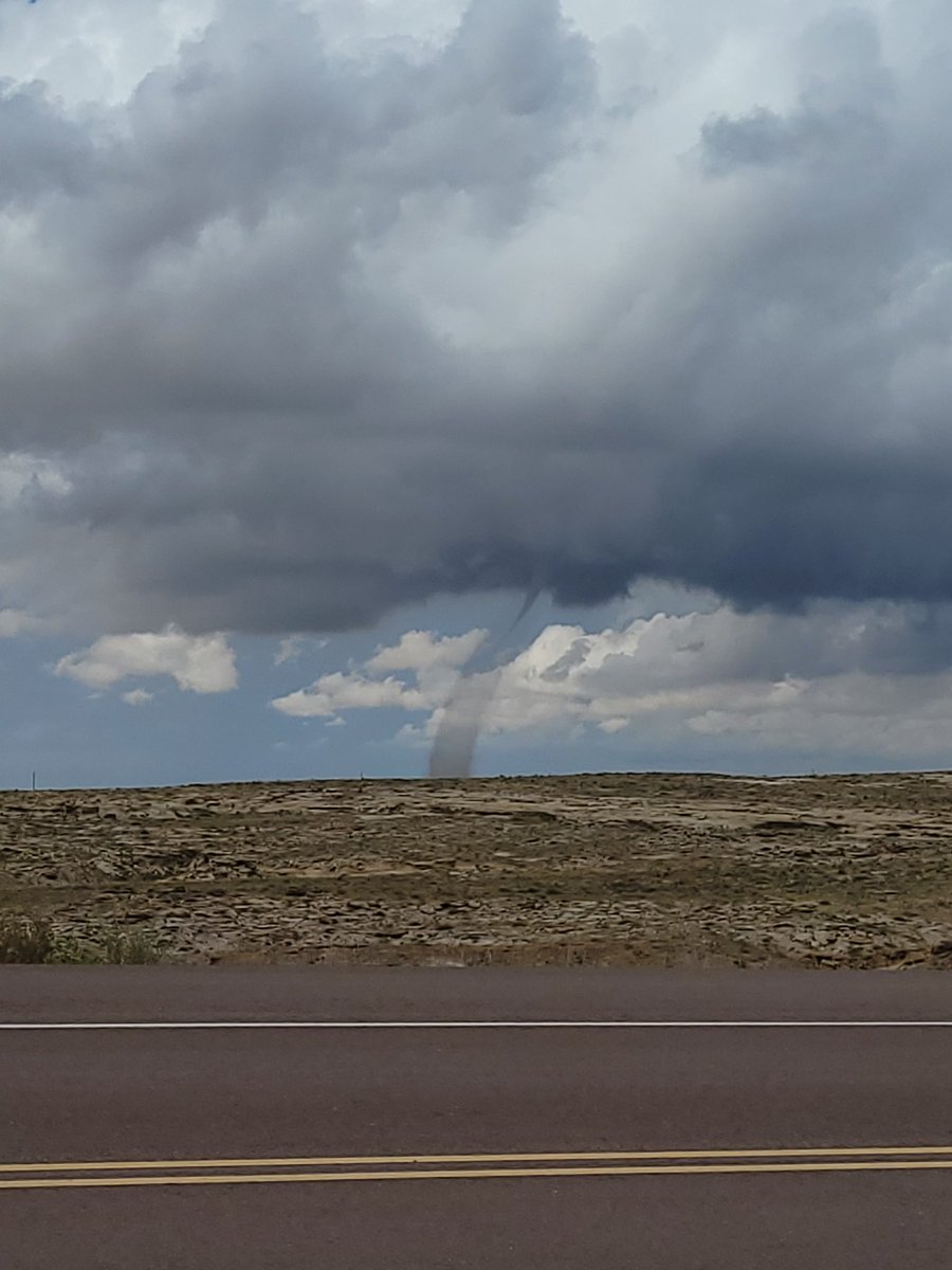ByronKOAT's tweet photo. Looks like weak #tornado north of Lake Valley N.M. on highway 371

https://t.co/iFWf6Dapus

@koat7news #NewMexico #Monsoon #SevereWX #NMwx https://t.co/0vZpWKq3li