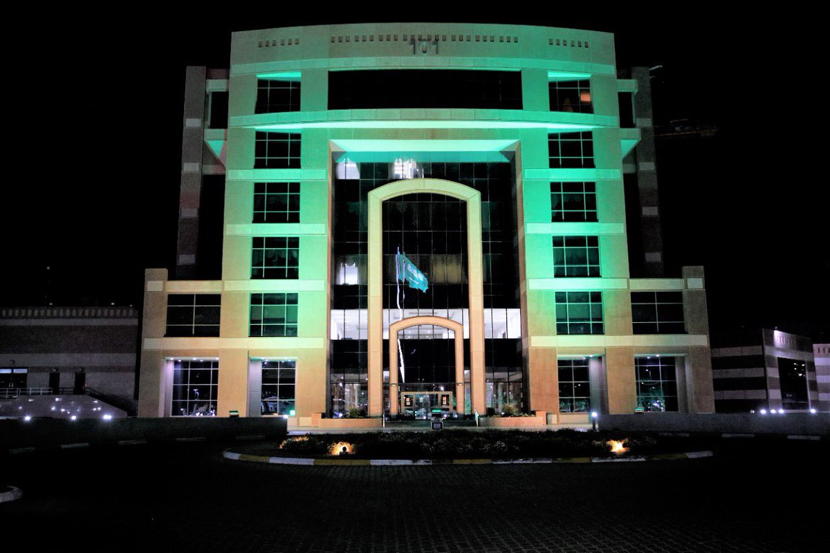 taibahu's tweet photo. #جامعة_طيبة تتوشح الأخضر 🇸🇦 

#اليوم_الوطني_السعودي 
#هي_لنا_دار
#اليوم_الوطني_السعودي_92 https://t.co/Z7W8f277GR