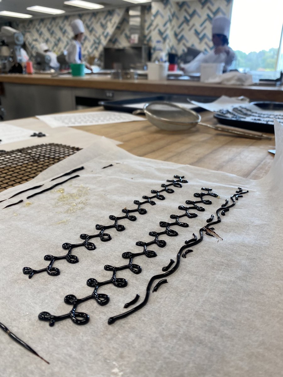 Sarah68212695's tweet photo. Today we bake! Students enjoyed using the Pastry Lab today at @ConestogaC Waterloo Campus. What a great way to kick off our Baking Techniques Dual Credit Program @DualCreditatCC @WellingtonCath @SJBGuelph @lionsnewstoday https://t.co/pCBY0GlfEf