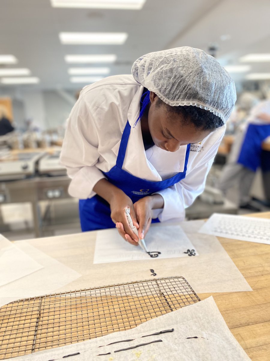 Sarah68212695's tweet photo. Today we bake! Students enjoyed using the Pastry Lab today at @ConestogaC Waterloo Campus. What a great way to kick off our Baking Techniques Dual Credit Program @DualCreditatCC @WellingtonCath @SJBGuelph @lionsnewstoday https://t.co/pCBY0GlfEf