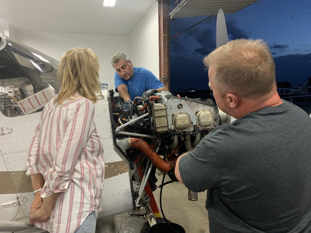 Bolingbrook_IAM's tweet photo. Last night’s education seminar was so much fun! A huge THANK YOU to John Coleris from JW Aviation for giving an amazing demonstration on how to change your aircraft’s oil. https://t.co/ixDj9ymhZa