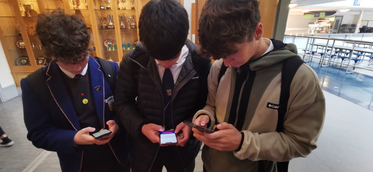 Our <a href="/BbhsCaptains/">BBHS.Captains</a> forgot their pennies today for some delicious traybake but they still managed to buy some treats using our QR code and online fundraising page 🥳
#togetherness #fundraising #inclusion #bellbaxter #teamwork #schoolschallenge #cashforkidstay