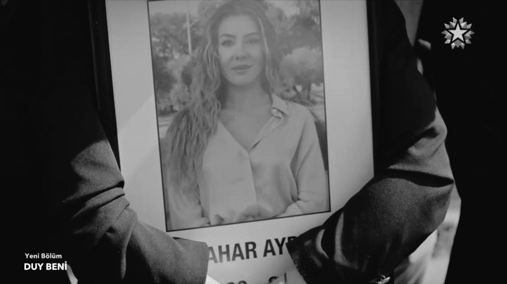 t_kalbi's tweet photo. Yarım kaldılar 🥀
Selim hocam &amp; Bahar hocam 🥺

#duybeni #unutmakyok https://t.co/39fm69Vsq5