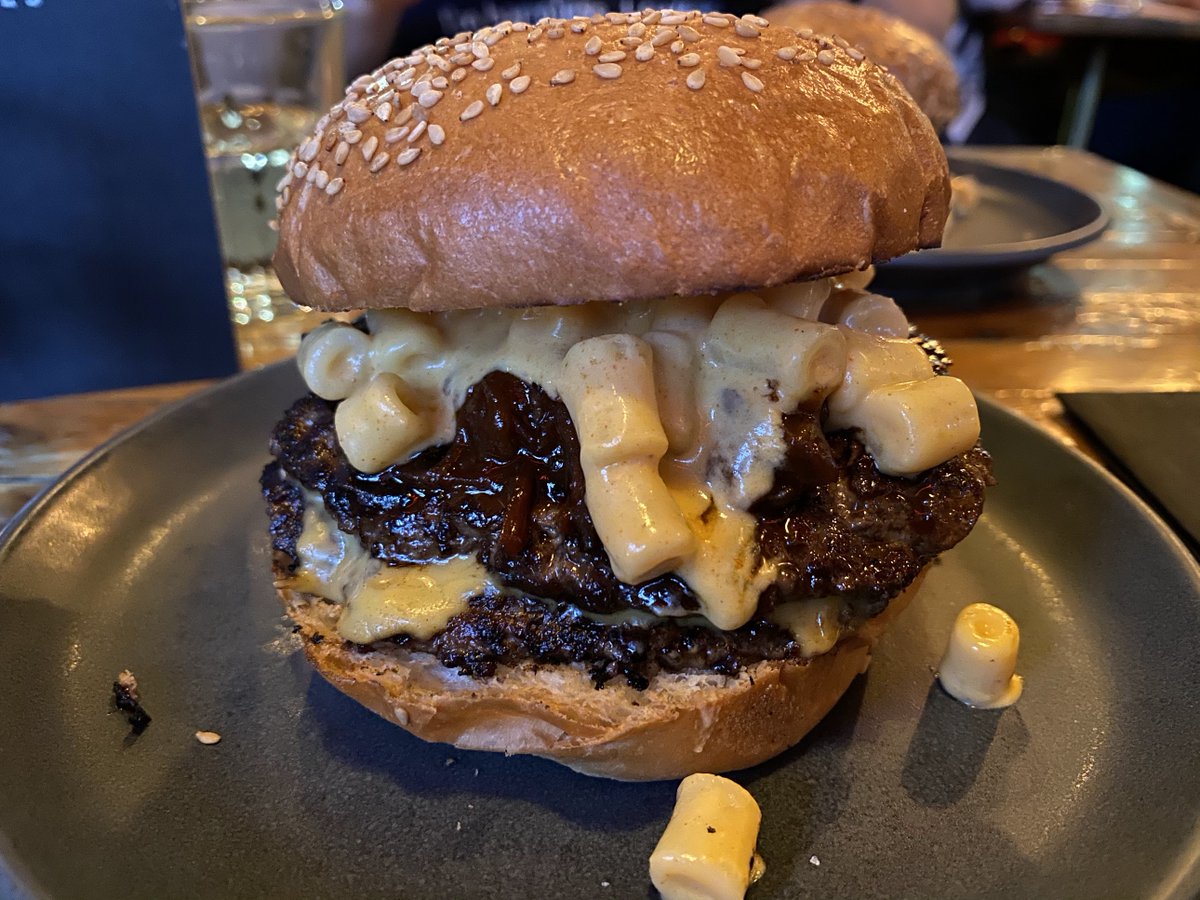 Zerin Dube tweet media