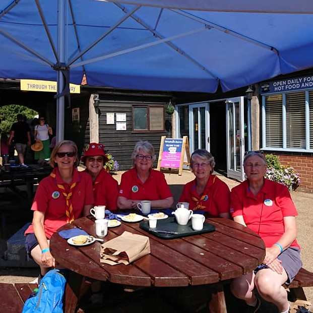 GirlguidingCE's tweet photo. Burwell Trefoil Guild members headed to Wroxham barns for a spot of retail therapy, coffee and cake - before heading for an afternoon on the Norfolk Broads! #leadershavefuntoo At East Meets West joint county camp @ggcambswest https://t.co/ZMFS0MgIvc
