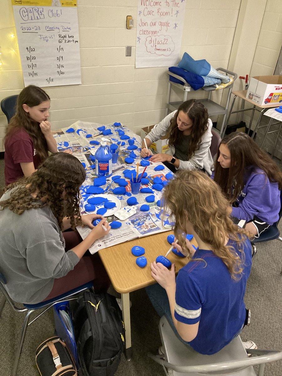 TitansCARE's tweet photo. Care Club is back! Here’s to a great year doing good deeds for our community! ⁦@ThomasTitans⁩ https://t.co/tSP7wuL2GT