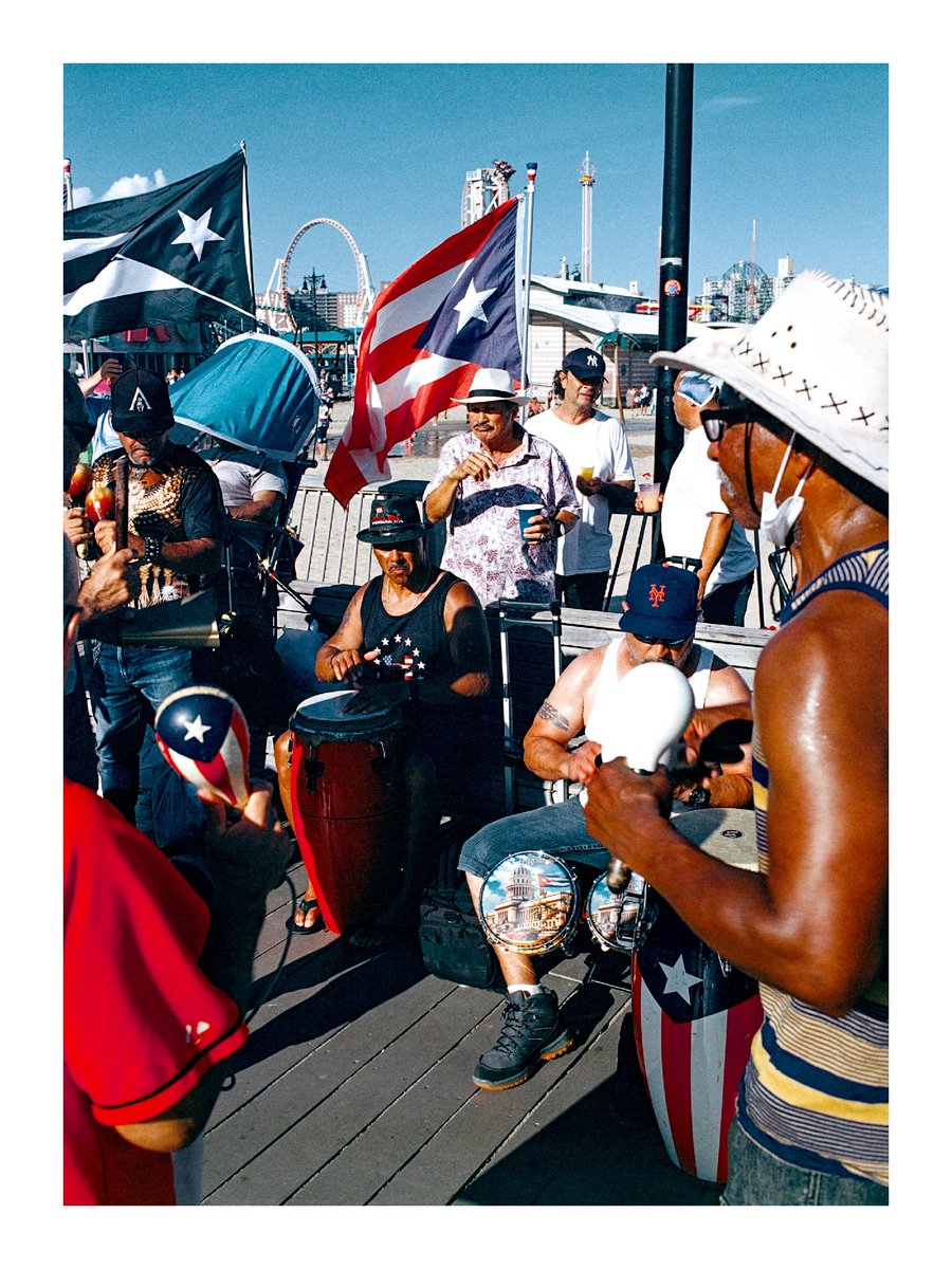 Boricua.  #puertorico #boricua #coneyisland #nyc #mediumformat #120film #mamiya645 #filmphoto #streetphotography #streetphoto